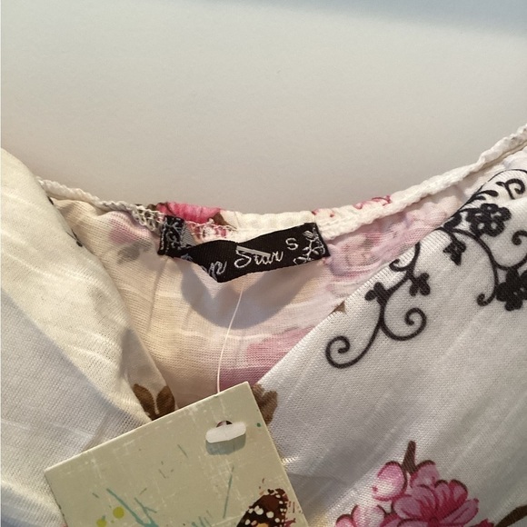 NWT floral ruffled top or sundress by Pop Star - Picture 2 of 3